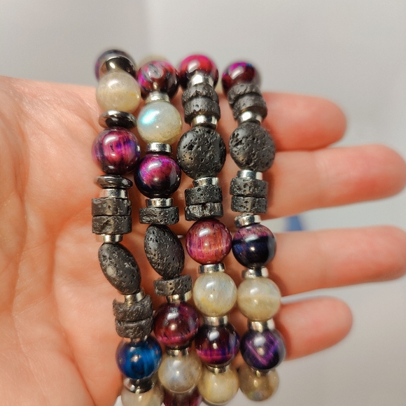Labradorite, Blue/Purple Hawk's Eye natural gem Diffuser Bracelet - Hand Crafted - Picture 10 of 10
